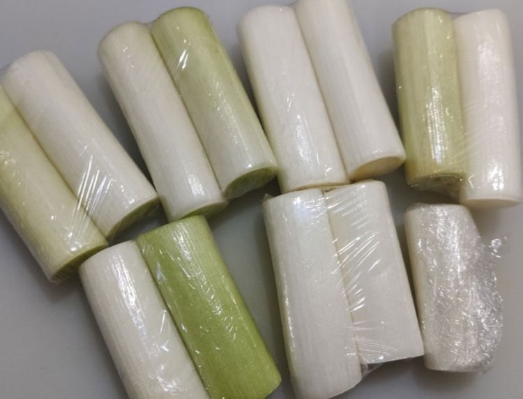 葱农教我3招，大葱放一冬也新鲜，不干不黄不空心，城里人快学学