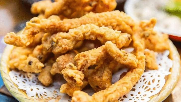 炸酥肉，牢记3点小技巧，酥肉炸好香酥美味，不发硬，比买的实惠