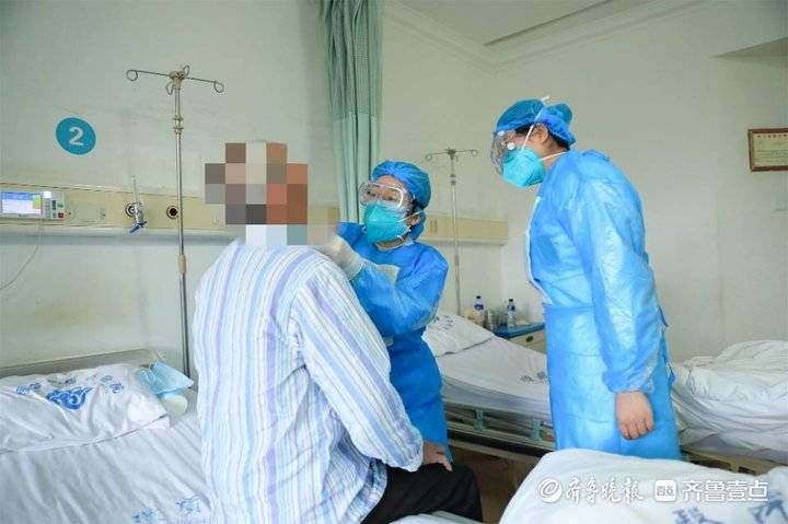 疫情|烟台毓璜顶医院邹慎春：为更好地护佑健康，一天至少看50次痰液