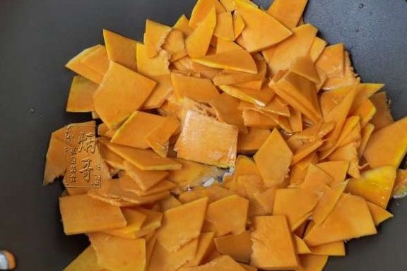 营养|它是最“低调”的菜，富含叶酸营养极高，炒着吃最香，很多人不懂