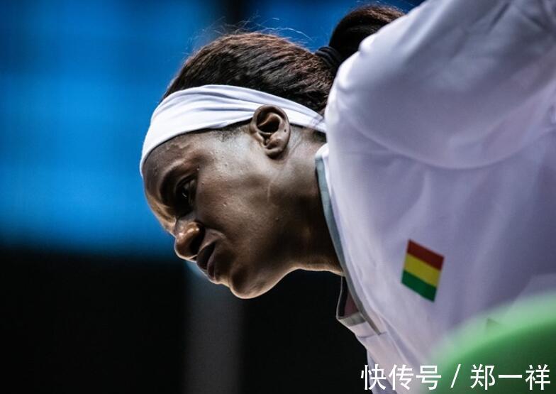 李梦|女篮豪取二连胜!李月汝21+11无愧内线支柱,韩旭仅打7分钟被雪藏