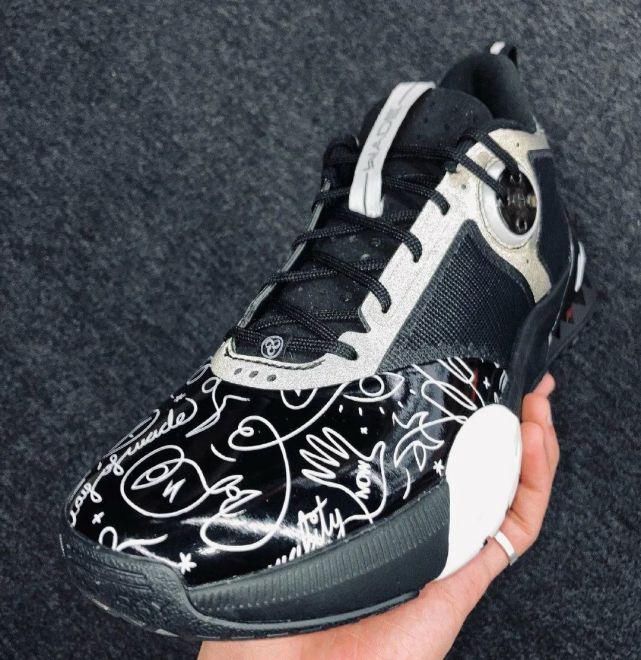 韦德系列又一支线球鞋曝光！这长得跟全城9有点像…