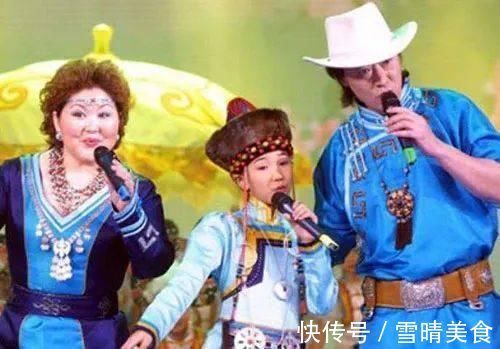 費(fèi)翔的歌、趙本山的小品,回頭看春晚這幾個(gè)絕佳節(jié)目,哪個(gè)你最?lèi)?ài)