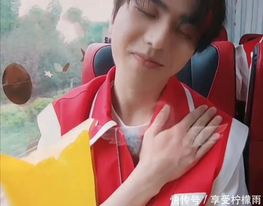 李晨|《奔跑吧兄弟》金靖狂撩蔡徐坤，这对CP太逗了