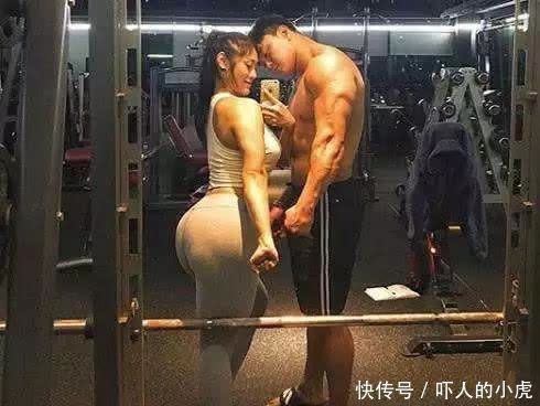 肌肉线条|150斤的美女模特,身材比例“很欧美”,“宽胯”让人羡慕