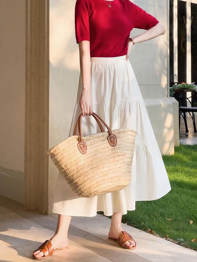 快收起你的阔腿裤，甜美温柔的小裙子更流行，清爽舒适还有气质