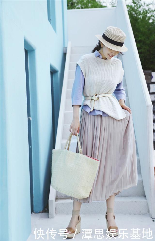 今年流行穿“半身裙”,上衣这样搭才是真的美,像三木一样有气质