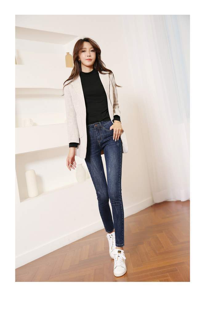 臃肿|秋冬,学会这几种羽绒服穿搭法,让你告别臃肿,穿出好气质