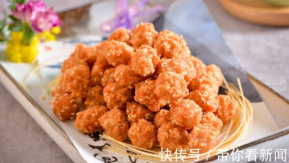 丸子|炸丸子，记住不要放面粉和淀粉，教你正确方法，外酥里嫩又弹牙