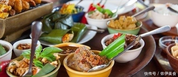 外国人给中国小吃改的“洋名字”,真是脑洞大开,瞬间感觉高大上