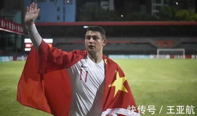国脚|意外!李霄鹏痛失6位归化猛将,前巴西国脚确定无缘国足世预赛