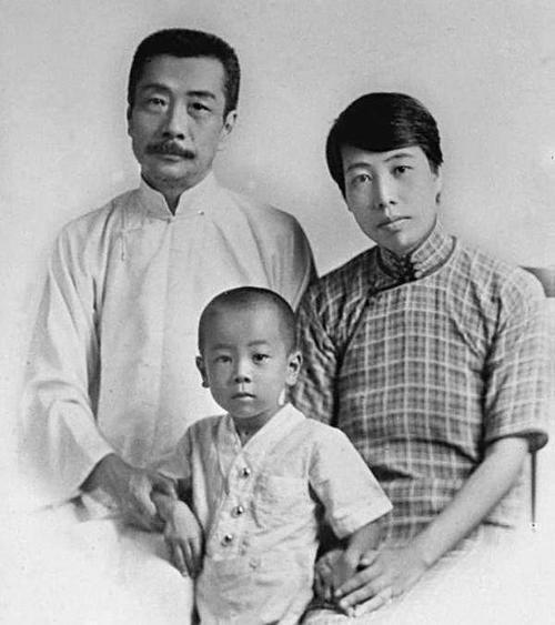 鲁迅先生|鲁迅后人如今都怎么样?儿子是高官,孙子成了大明星,你一定认识!