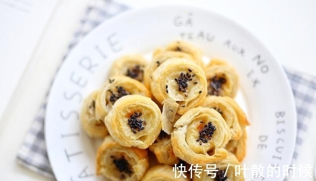 黑暗料理|分享香蕉隐藏吃法,外脆里糯,香香甜甜好滋味,简单几步就搞定