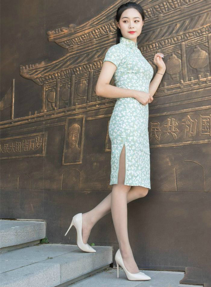 穿上旗袍|穿上旗袍的她, 风姿无人能及