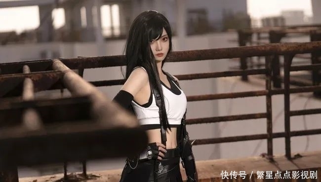 制版|cos：最终幻想7重制版蒂法cos正片