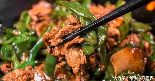  抢光|小炒肉怎么做才下饭呢！大厨教你酒店的正宗做法，上桌就抢光了