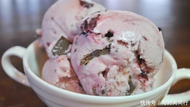 冰淇淋|女人经期,若吃5种食物,不利污血排出