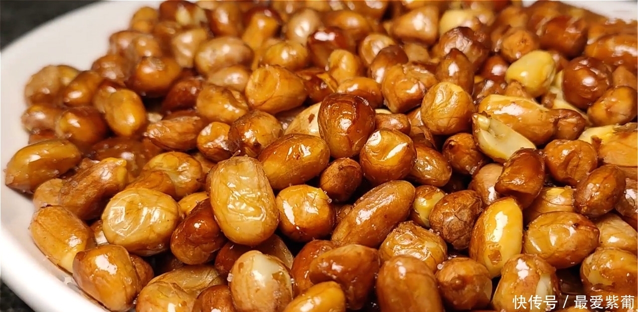 花生米|花生米酥脆的做法,千万不要油炸,试试这样做,放一个月还酥脆