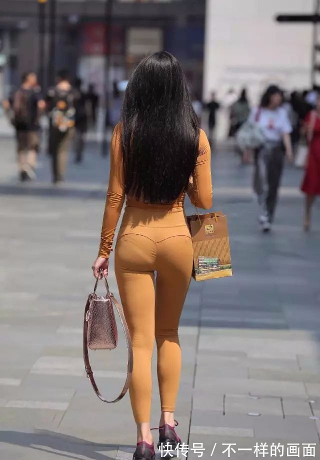 打底裤 打底裤裤尽显时尚知性美,展现动人的一面