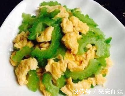 饭菜|香浓可口的几道下饭菜，好吃易做上桌快，蒸好的排骨滤掉汤汁