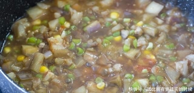 正月十五元宵节,家宴菜单已备好,5荤4素1汤上一桌,十全十美