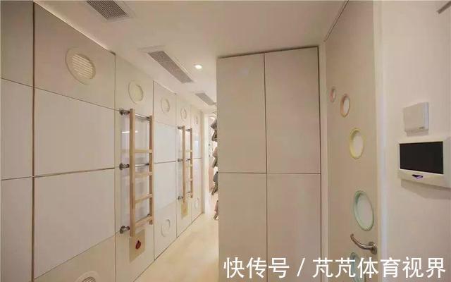 客厅|7口人挤43平小窝,老人睡客厅,爆改变9房,网友:卫生间头次见