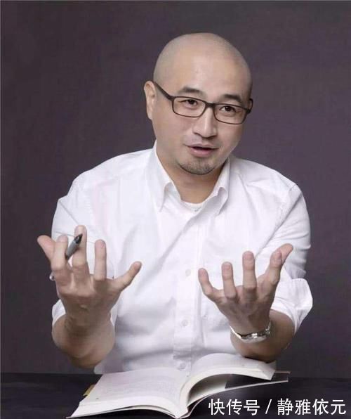 出版|小伙初二辍学靠和疯子聊天成作家:不走寻常路的人,到底有多赚?