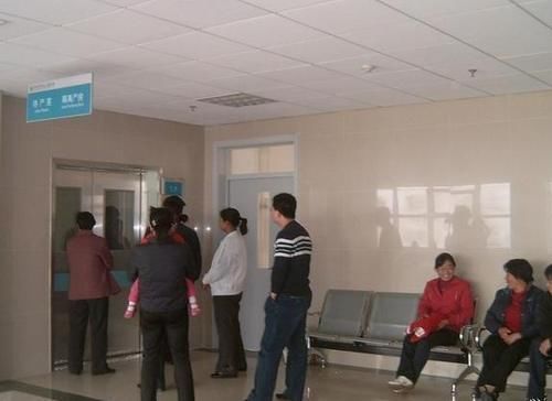 大宝|“你在产房拼命,可产房外的爸爸却是这样的!”