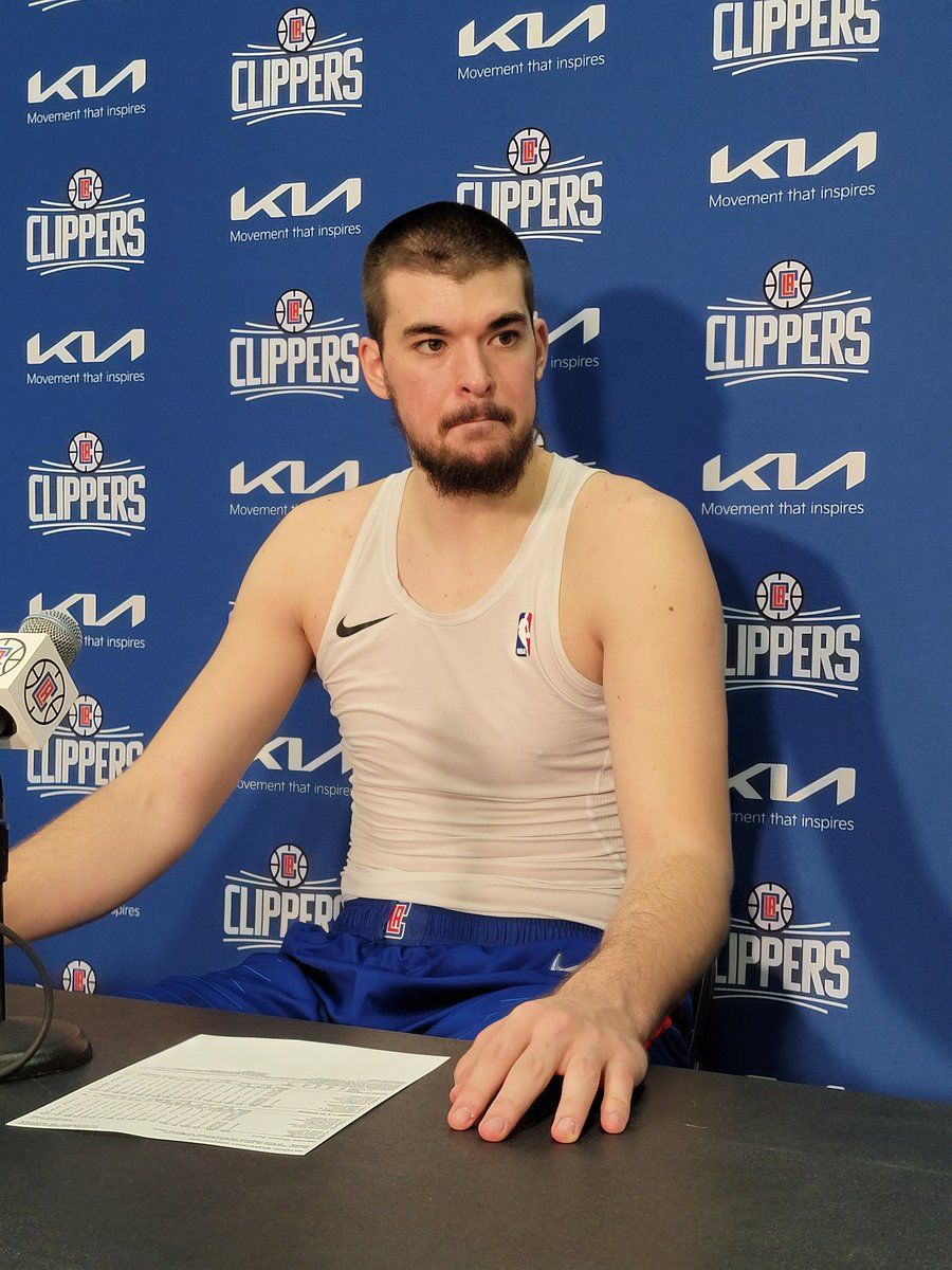 祖巴茨|祖巴茨：在我制造保羅進攻犯規(guī)后，他跟我說好防守