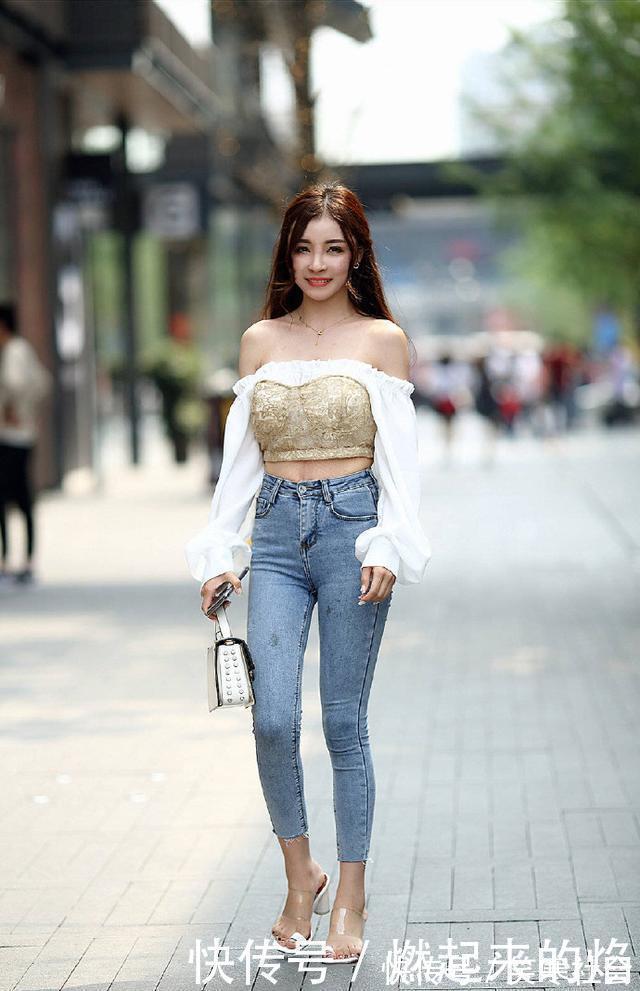 大长腿 气质女生的穿搭,时尚“抹胸”混搭泡泡袖,简单又大方!