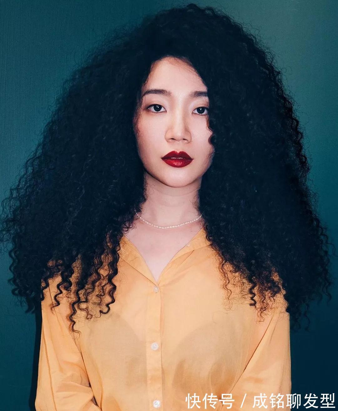 小姐姐 今年最火的三种烫发,巴西卷、法式卷和羊毛,也是容易翻车的发型