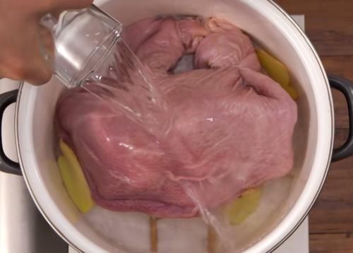 居家|居家分享猪肚鸡的好吃做法,鲜香肉嫩,营养美味,孩子爱吃的美食