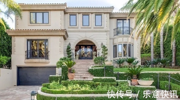 董卿美國6000萬豪宅曝光!800多平大別墅,室外還有露天廚房