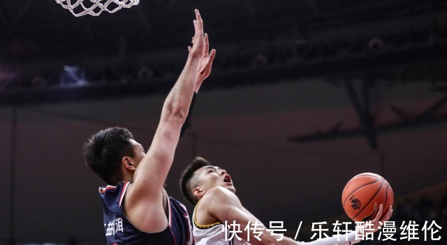 瑞思拜|郭艾伦老板帅气!复仇广东后请吃海鲜大餐,高诗岩无奈吐槽