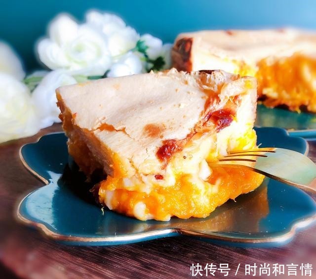 一碗糯米粉、一个蒸红薯,拌一拌、烤一烤,外脆里糯,香甜还爆浆