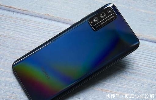 发布|跌至1469元,128GB+4800万,发布仅半年的高性价比4G手机即将下架