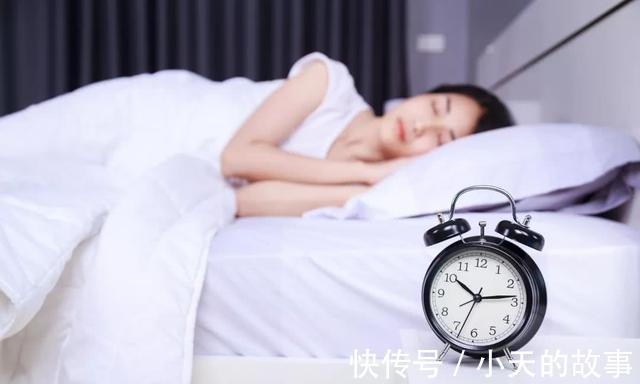 水润|女性朋友坚持每天喝一杯酸奶，对身体有什么影响建议了解
