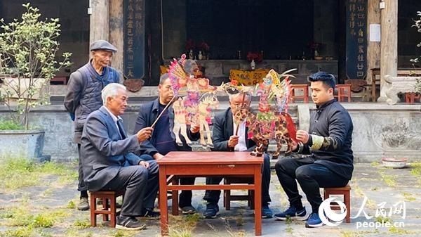  皮影|腾冲皮影：一场历史坚守中的艺术轮回