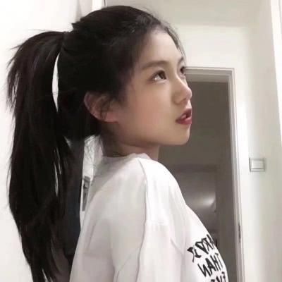 发际线|女生脸上有这“3特征”,别再“披头散发”了,扎起头发你就是校花