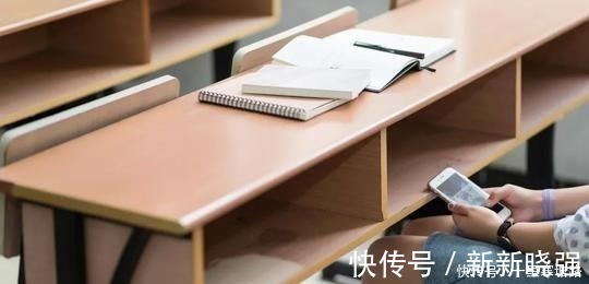 医生|5岁男孩沉迷玩手机,黑眼珠逐渐“消失”,医生这孩子废了