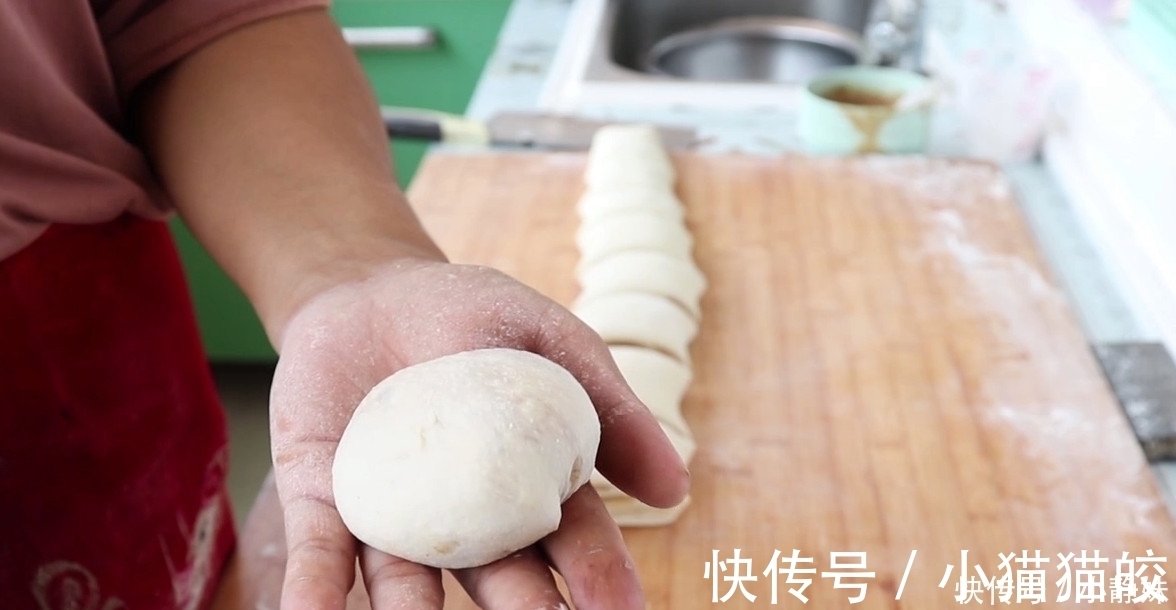 做法|教你在家做麻酱烧饼，香酥爽口，酱香味十足，做法非常简单