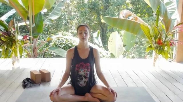 大腿|推荐8个瑜伽动作,专门针对大腿粗、柔韧性还特别差的人