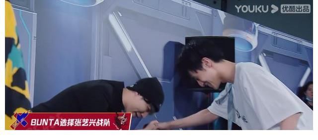 这就是街舞:这名同时被三位队长争夺的选手,到底是何方大神