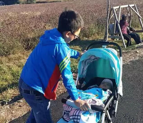 家长|二胎和独生家庭的差距有多大?过来人说出大实话,一个比一个扎心