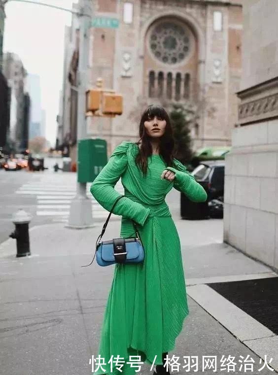 双肩|双肩包不受宠了!现在流行的是