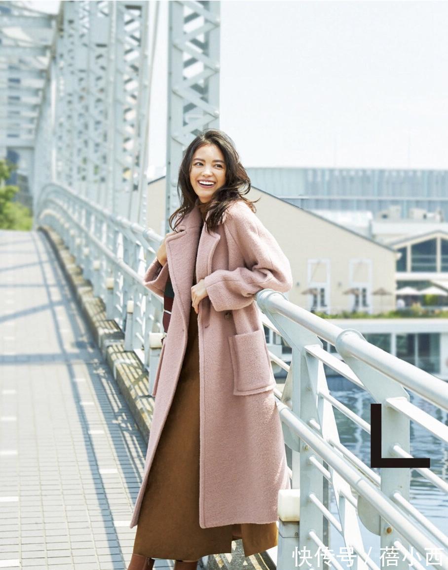 减龄 今年风靡的“大衣”搭配,轻松穿出优雅大女人韵味,减龄又有气质