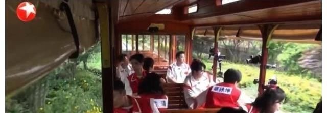 罕见！《奔跑吧》未剪入正片的片段，在东方卫视播出了