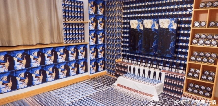 免费|咒术回战,五条悟成氪金男神,免费贴纸卖出高价,网友:人气王道