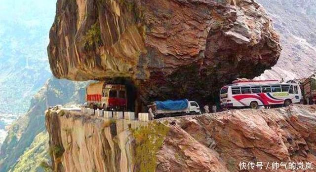 印度罕见的“死亡公路”，路面最窄仅宽3米，坐一次车惊心动魄！