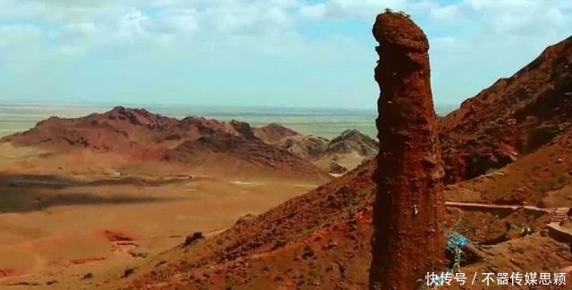 壮美的地质景观、神秘魅力的阿拉善，堪称奇观胜景，令人流连忘返